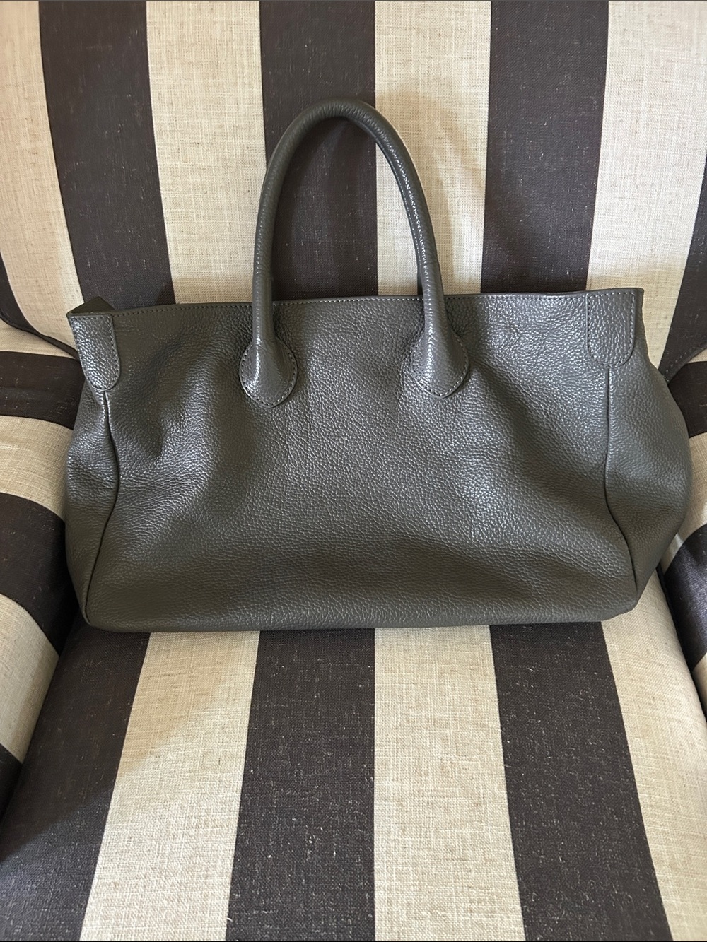 Mark & Graham Elisabetta Slouch Gray Pebbled Leather Handbag